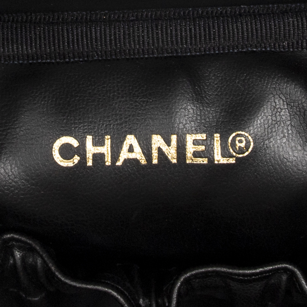 Chanel CC Timeless Tall Vanity Case - Picture 9 of 9